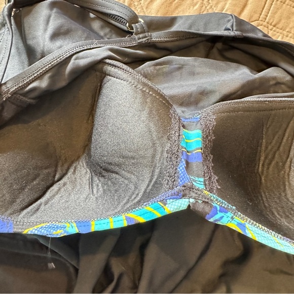 Azul by Maxine of Hollywood Sz 14 Black Leaf Women’s One Piece Swimsuit NWT - Picture 12 of 13